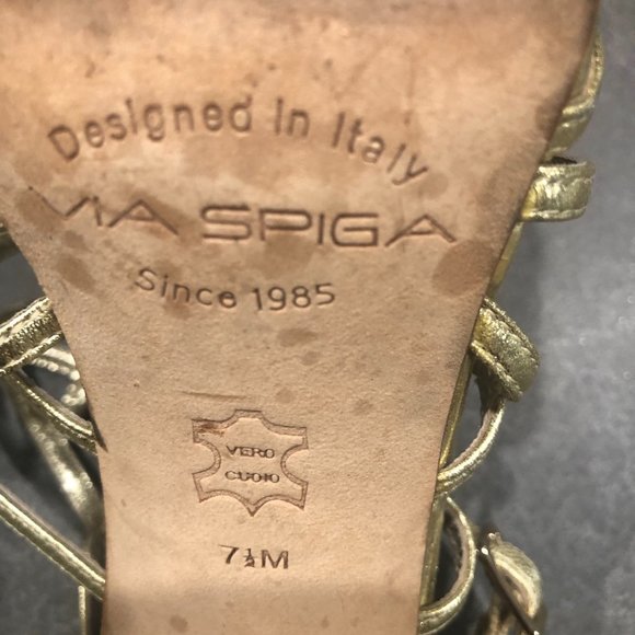Via Spiga Gold Sandals - Size 7.5 - Picture 6 of 8